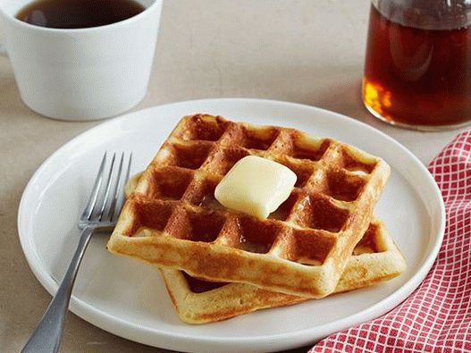 Foto Waffles aeriene din orez, făină de năut și tapioca