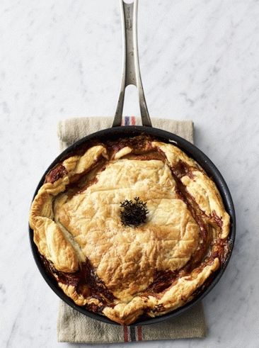 Foto Jamie Oliver's Chicken Pie taiat