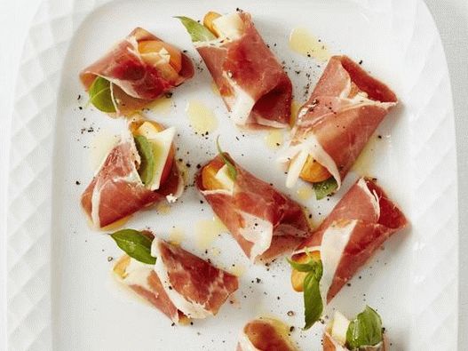 Foto cu apetitorul Persimmon și Prosciutto