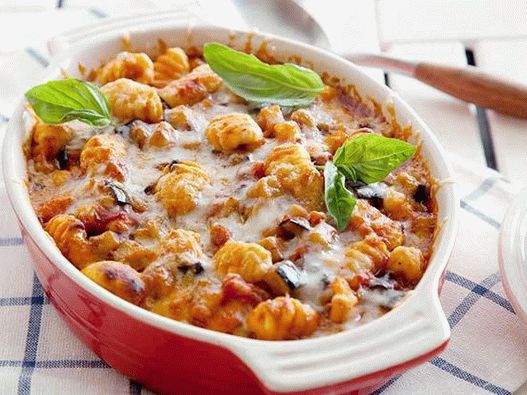 Foto Caserola cu vinete la cuptor