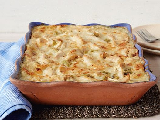 Casserole cu tortură de pui și porumb foto