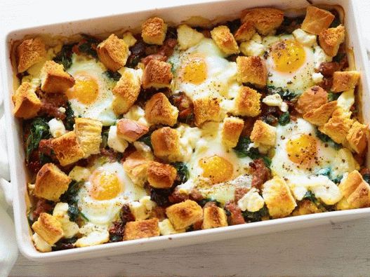 Casserole foto cu cârnați și ouă